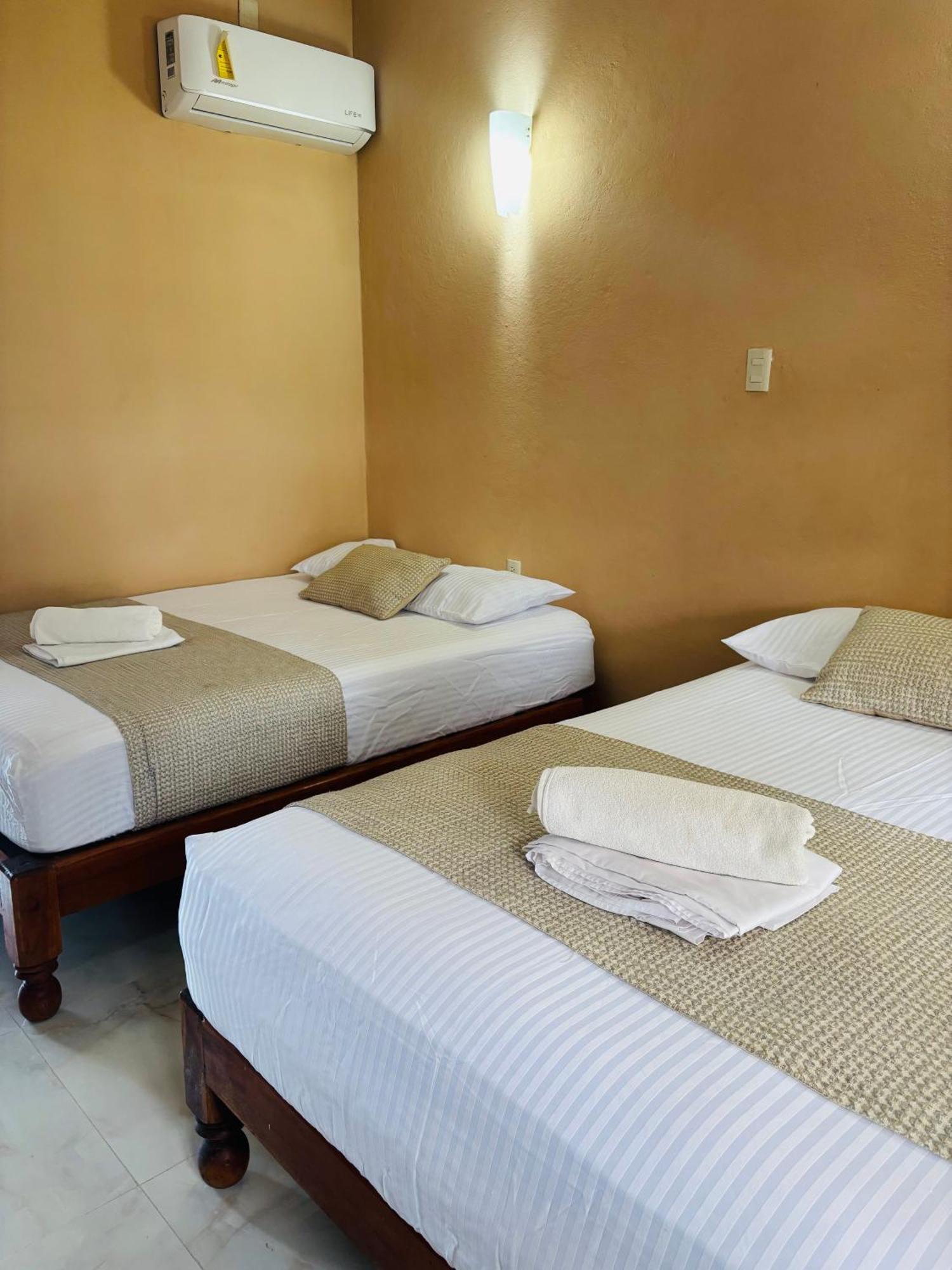 Hotel Rosa De Los Vientos Tuxpan  Exterior photo