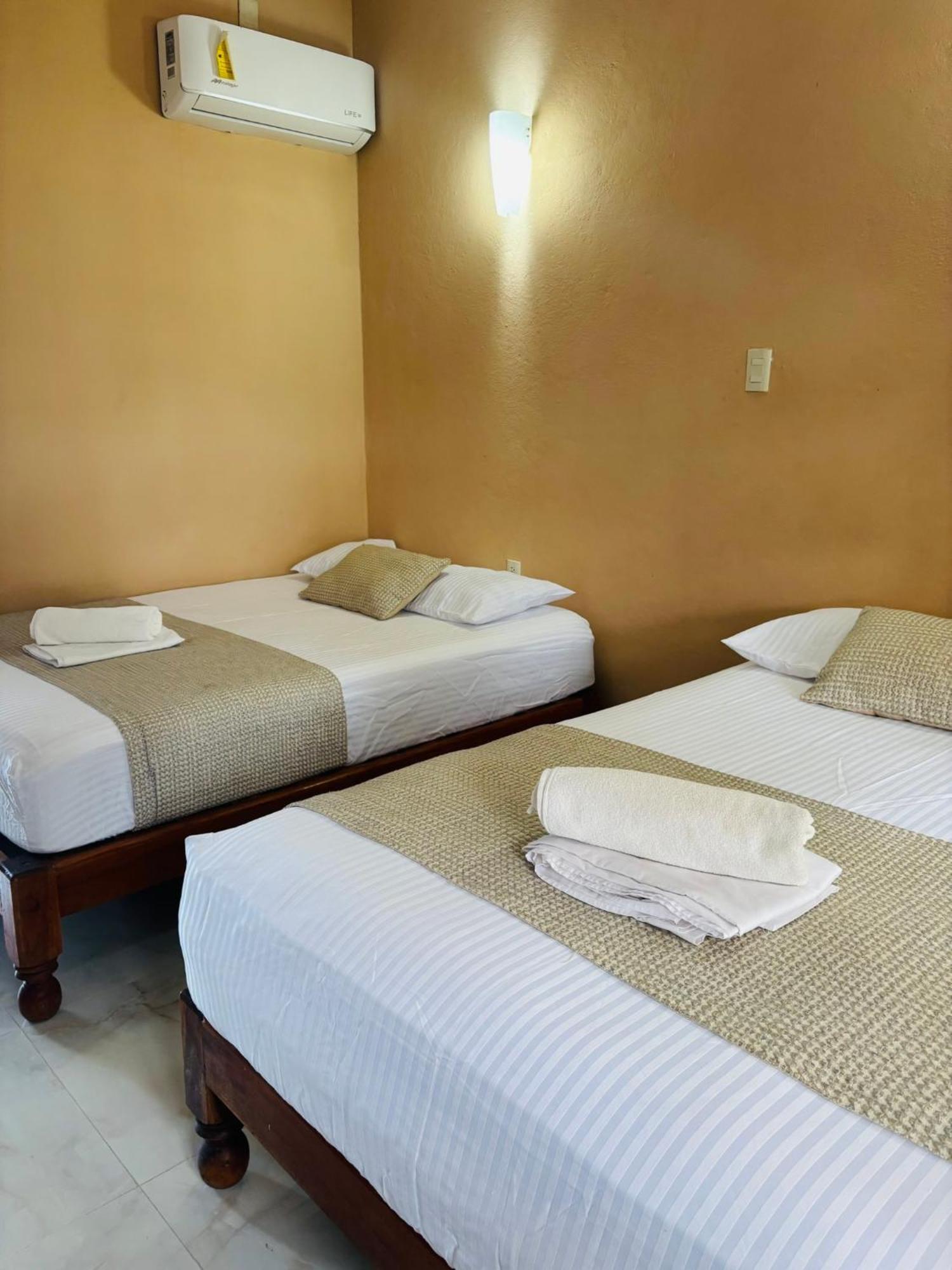 Hotel Rosa De Los Vientos Tuxpan  Exterior photo